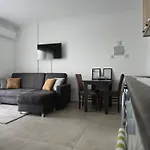 Διαμέρισμα Grand Sapphire Luxury 2br Direct Pool Access E1