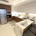 Grand Sapphire Luxury 2br Direct Pool Access E1 *