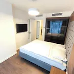Grand Sapphire Luxury 2br Direct Pool Access E1 *
