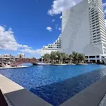 Grand Sapphire Luxury 2br Direct Pool Access E1 Διαμέρισμα *