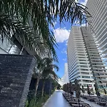 Διαμέρισμα Grand Sapphire Luxury 2br Direct Pool Access E1